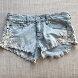 American eagle denim shorts with lace